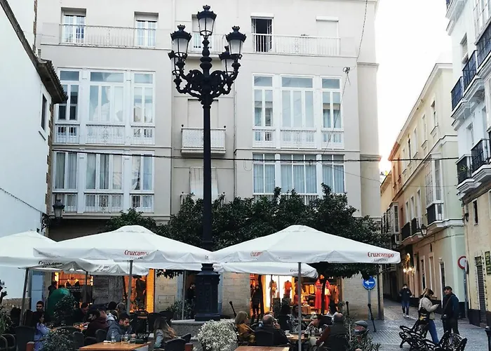 Cadiz Home Апартаменти Кадіс